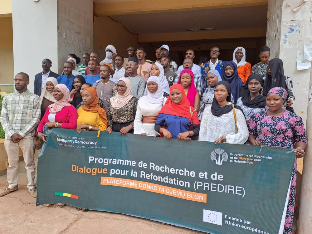 PREDIRE : Des alumni du NIMD partagent leurs expériences avec des étudiants