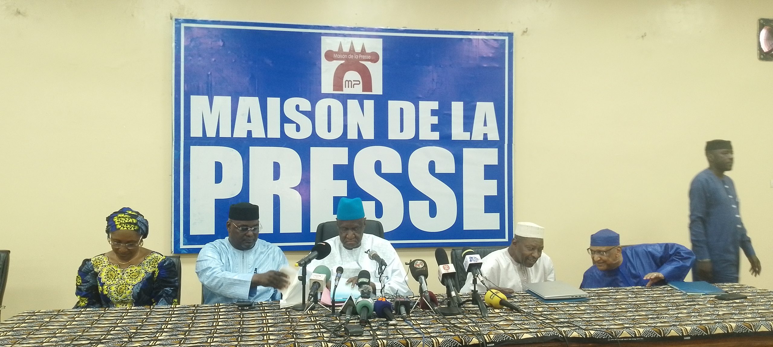 Charte pour la paix : La Commission de rédaction fait le point sur ses travaux